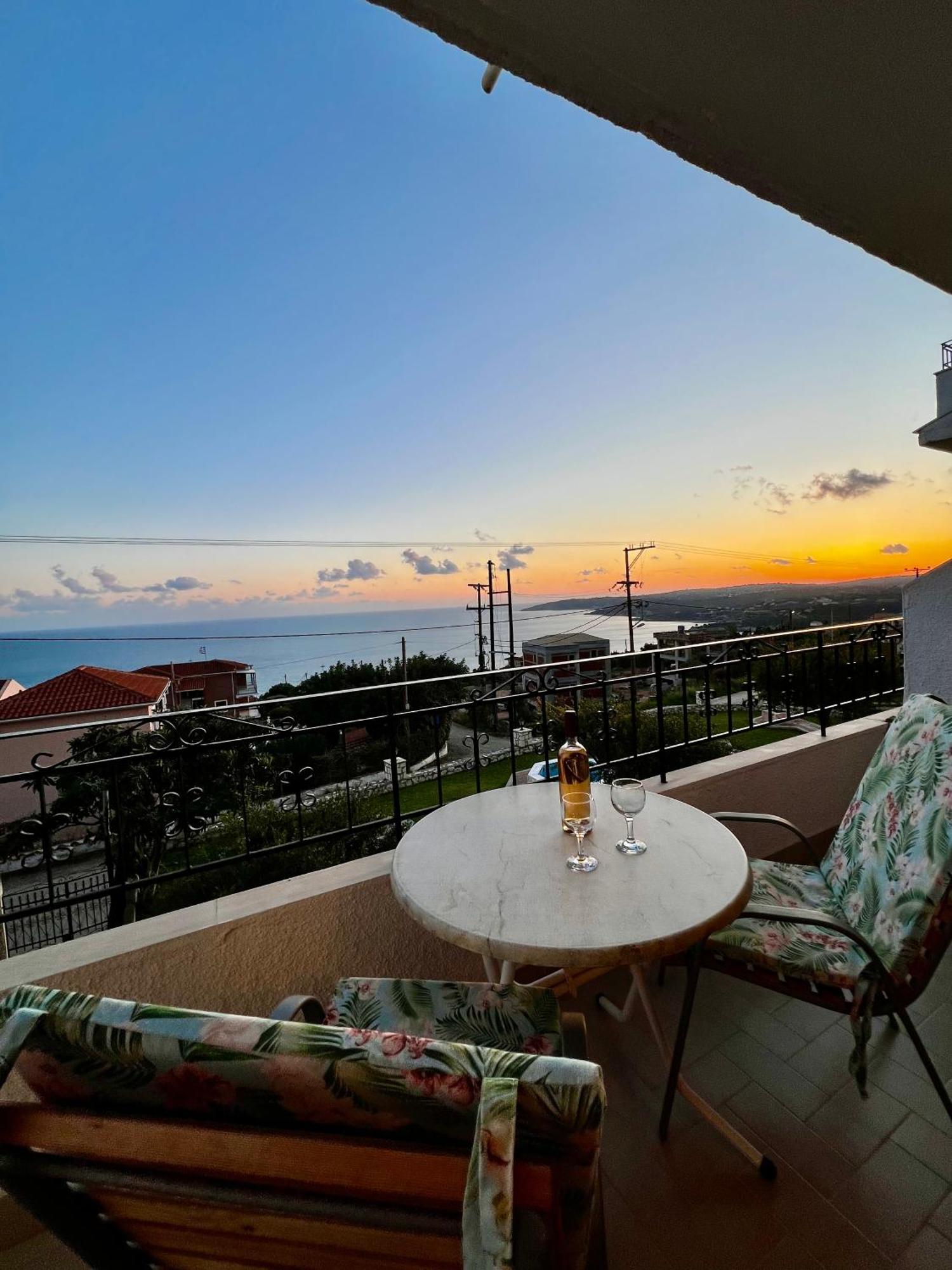 Ocean Front Studios 77 Lourdata (Kefalonia) Exterior foto