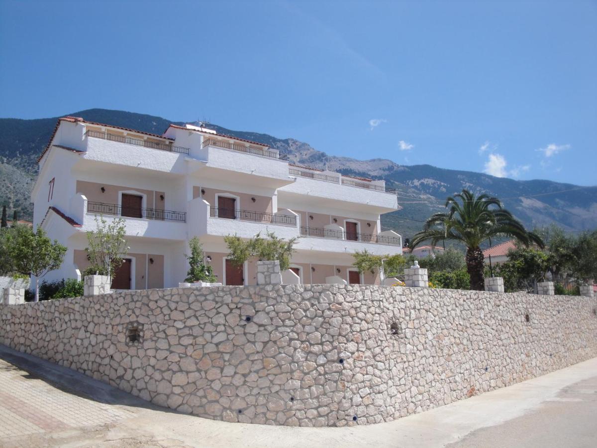 Ocean Front Studios 77 Lourdata (Kefalonia) Exterior foto